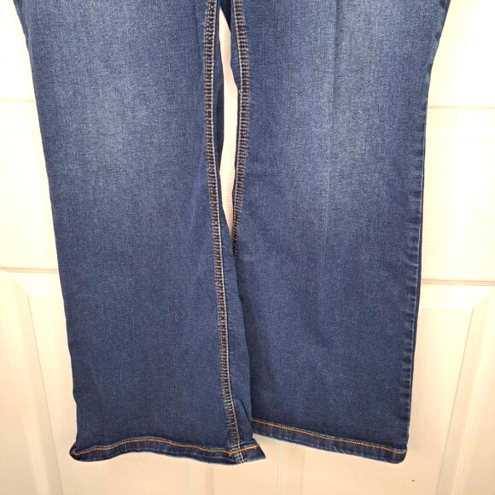 Torrid Luxe Slim Boot Dark Wash Jeans Plus Size 26 - Picture 6 of 10